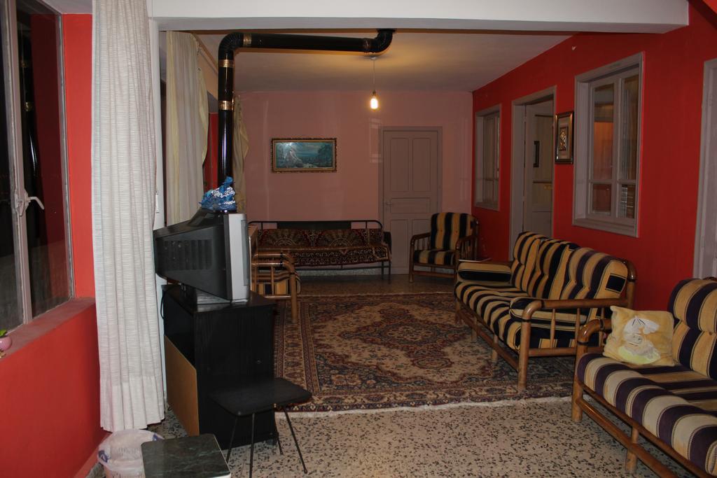 Bauhaus Motel Bcharré Eksteriør bilde